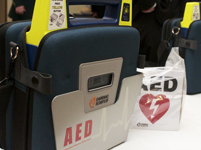 高層タワーの足元で命を守るみなとみらい健康格差と内科戦争の真実